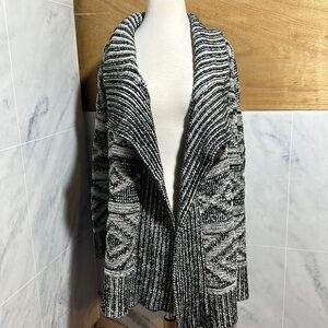 Forever 21 Knit Open Front Cardigan Sweater Heavyweight Long Black & White